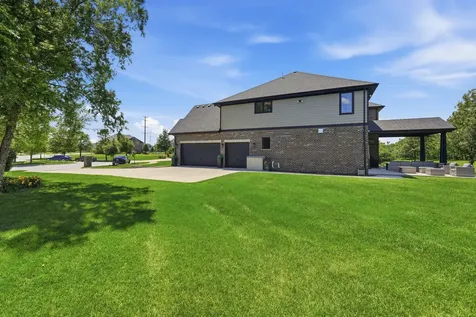 7812 Northwoods Drive Frankfort IL 60423