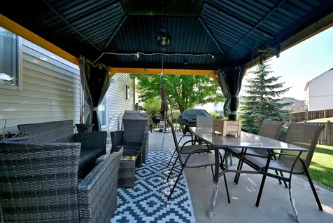 8305 Waterbury Drive Joliet IL 60431