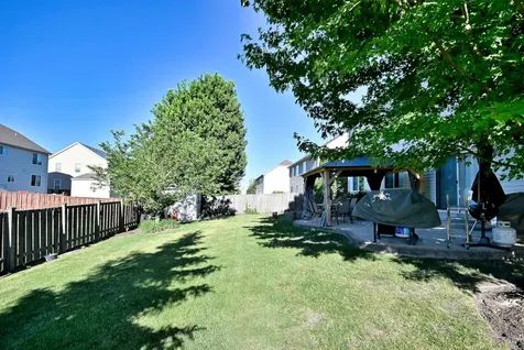 8305 Waterbury Drive Joliet IL 60431