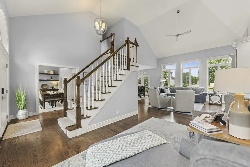 2367 Angela Lane Aurora IL 60502
