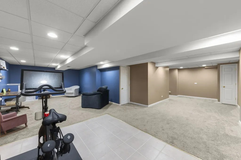 2367 Angela Lane Aurora IL 60502