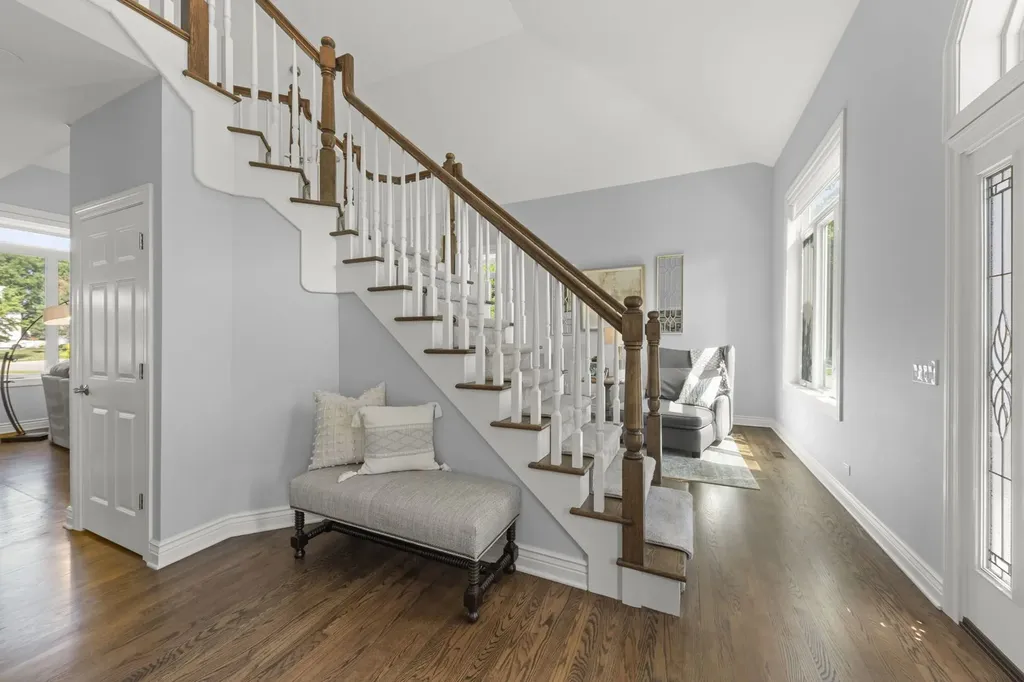 2367 Angela Lane Aurora IL 60502