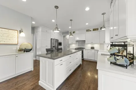 2367 Angela Lane Aurora IL 60502