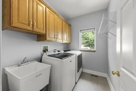 2367 Angela Lane Aurora IL 60502