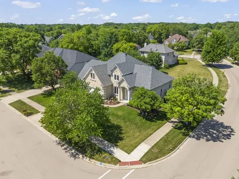 2367 Angela Lane Aurora IL 60502