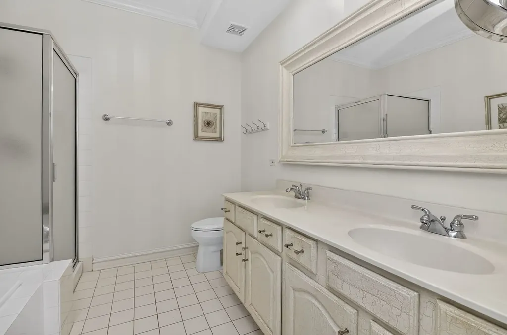7940 Ashbrook Court Darien IL 60561