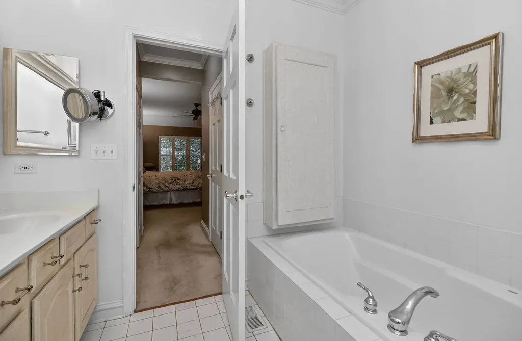 7940 Ashbrook Court Darien IL 60561