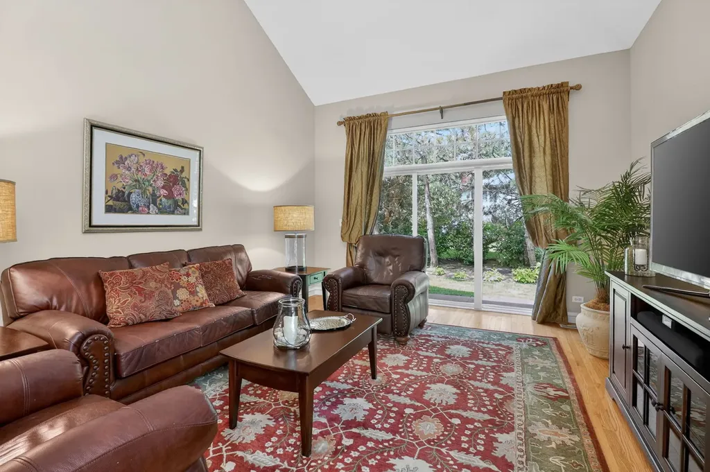 7940 Ashbrook Court Darien IL 60561