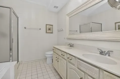 7940 Ashbrook Court Darien IL 60561
