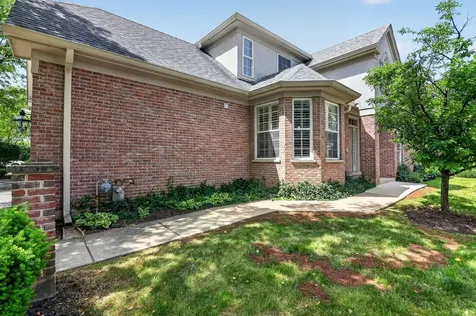 7940 Ashbrook Court Darien IL 60561