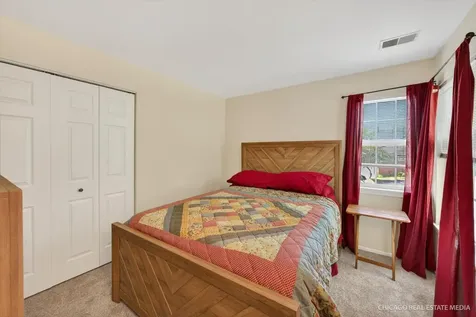 634 Village Road Crystal Lake IL 60014