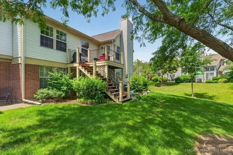 634 Village Road Crystal Lake IL 60014