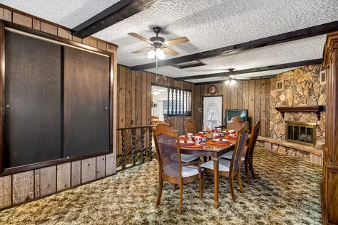106 Superior Avenue Machesney Park IL 61115