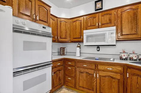 106 Superior Avenue Machesney Park IL 61115