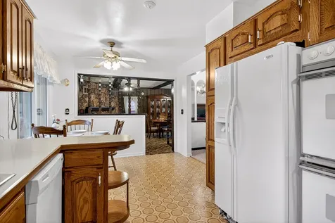 106 Superior Avenue Machesney Park IL 61115