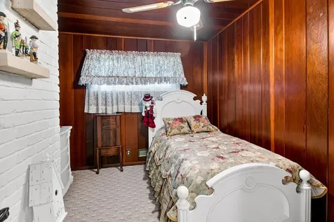 106 Superior Avenue Machesney Park IL 61115