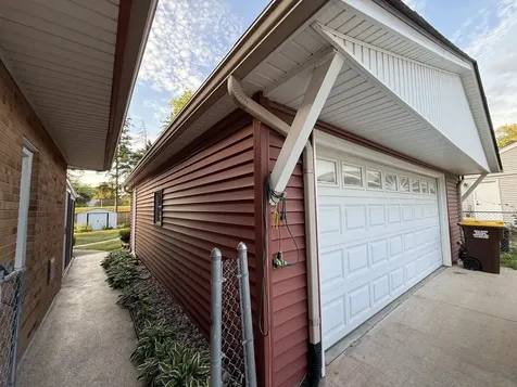 106 Superior Avenue Machesney Park IL 61115
