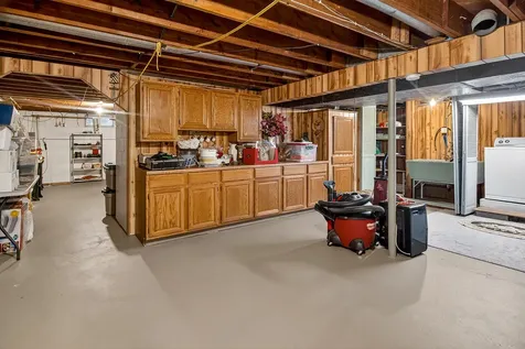 106 Superior Avenue Machesney Park IL 61115