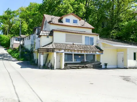137-139 Arthur Avenue Fox Lake IL 60020
