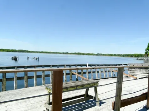 137-139 Arthur Avenue Fox Lake IL 60020