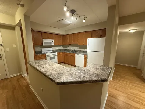390 South Western Avenue Des Plaines IL 60016