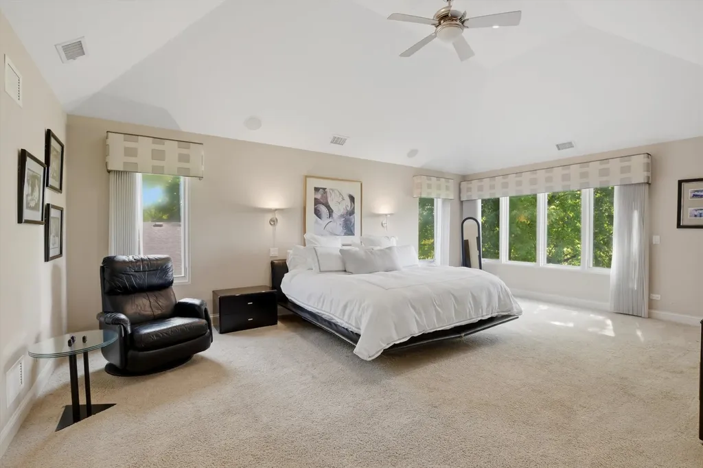 809 Edgemont Lane Park Ridge IL 60068