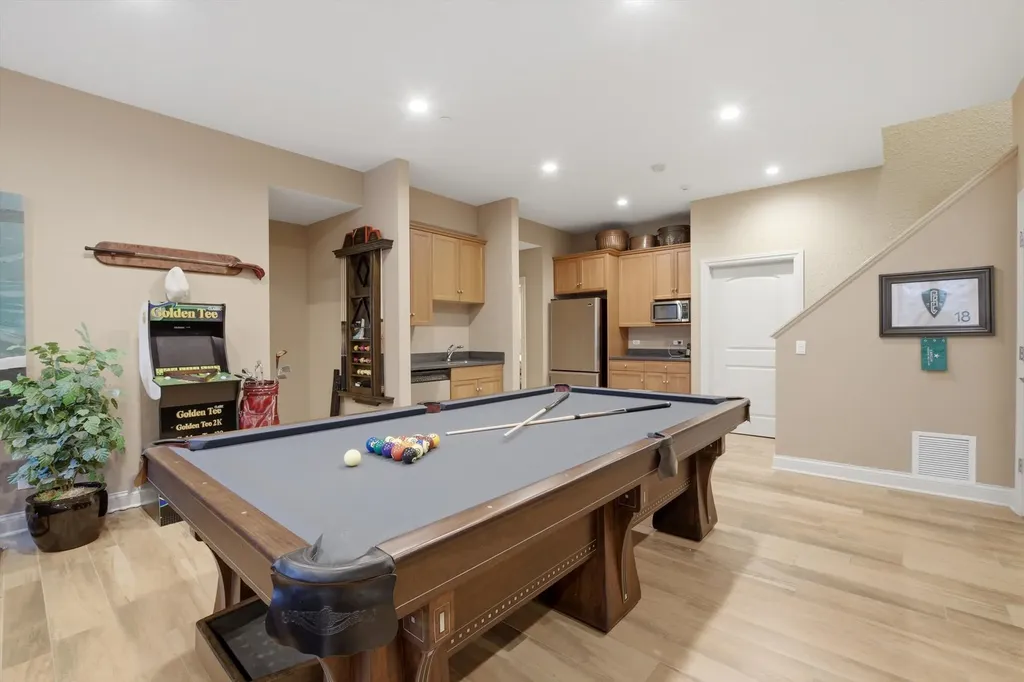 809 Edgemont Lane Park Ridge IL 60068