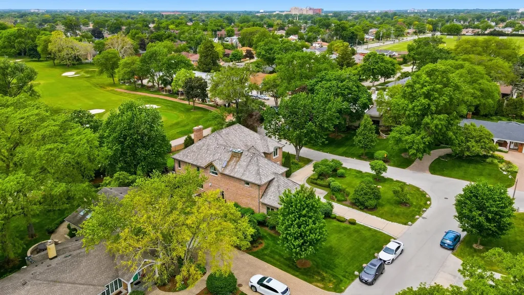809 Edgemont Lane Park Ridge IL 60068