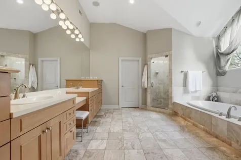 809 Edgemont Lane Park Ridge IL 60068