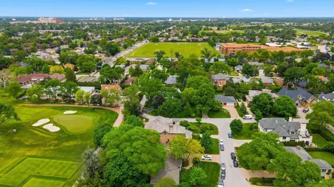 809 Edgemont Lane Park Ridge IL 60068