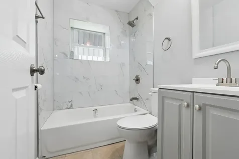 1404 South Hamlin Avenue Chicago IL 60623