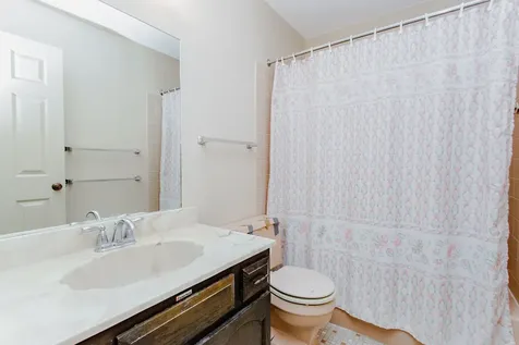 750 Michigan Lane Elk Grove Village IL 60007