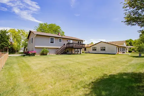 750 Michigan Lane Elk Grove Village IL 60007