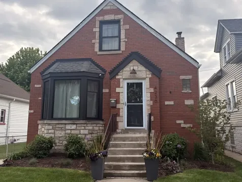 4230 North Moody Avenue Chicago IL 60634