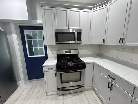 7940 South Carpenter Street Chicago IL 60620