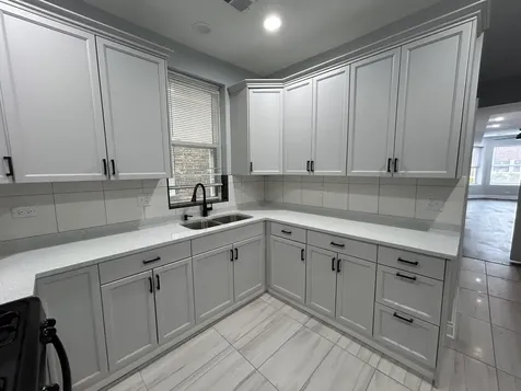 7940 South Carpenter Street Chicago IL 60620