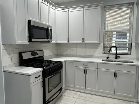 7940 South Carpenter Street Chicago IL 60620