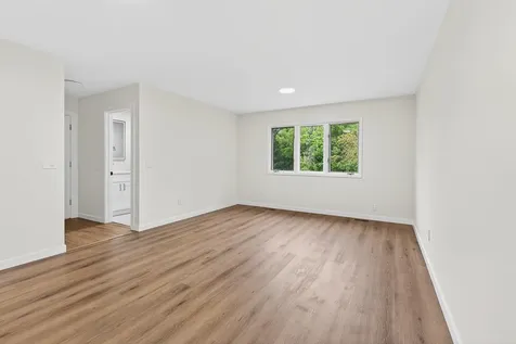 33 Valewood Road West Chicago IL 60185