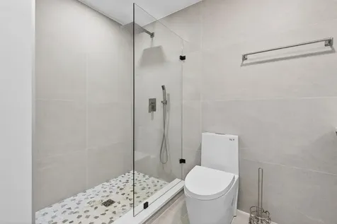 33 Valewood Road West Chicago IL 60185