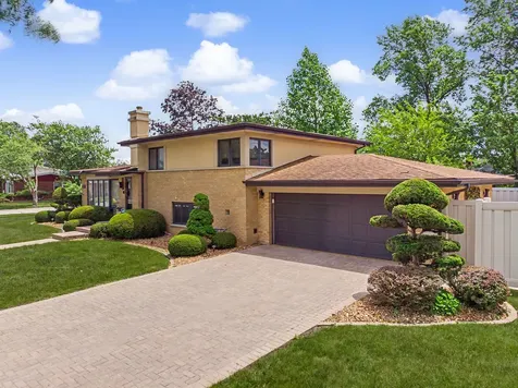 222 South Mayfair Place Chicago Heights IL 60411