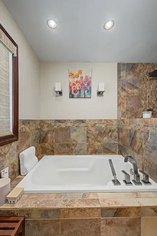 222 South Mayfair Place Chicago Heights IL 60411