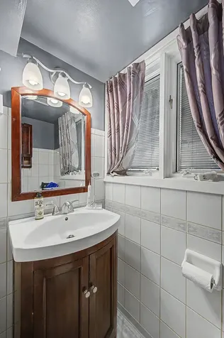 222 South Mayfair Place Chicago Heights IL 60411