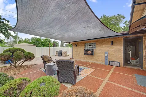 222 South Mayfair Place Chicago Heights IL 60411