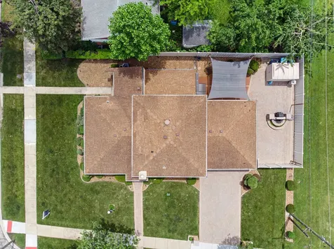 222 South Mayfair Place Chicago Heights IL 60411