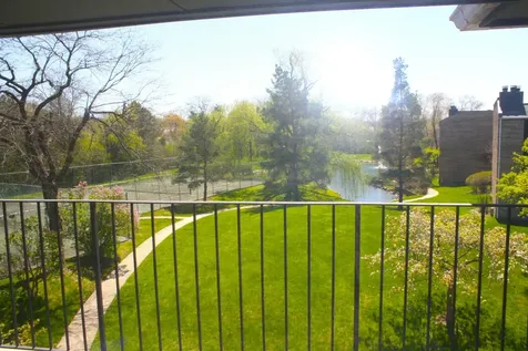 2129 Ammer Ridge Court Glenview IL 60025