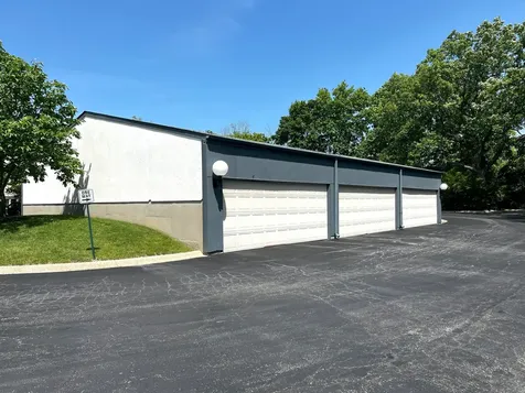 2129 Ammer Ridge Court Glenview IL 60025
