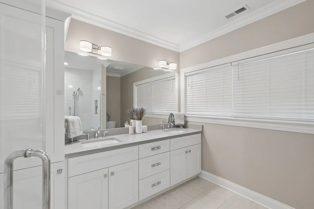 18 South Fairview Avenue Park Ridge IL 60068