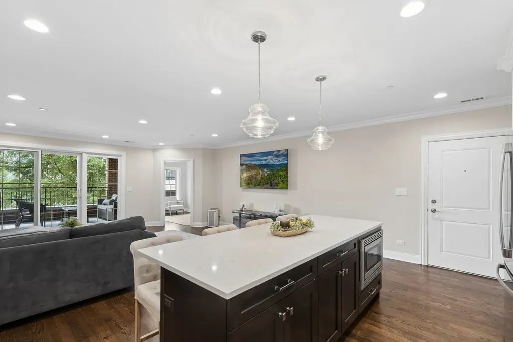 18 South Fairview Avenue Park Ridge IL 60068