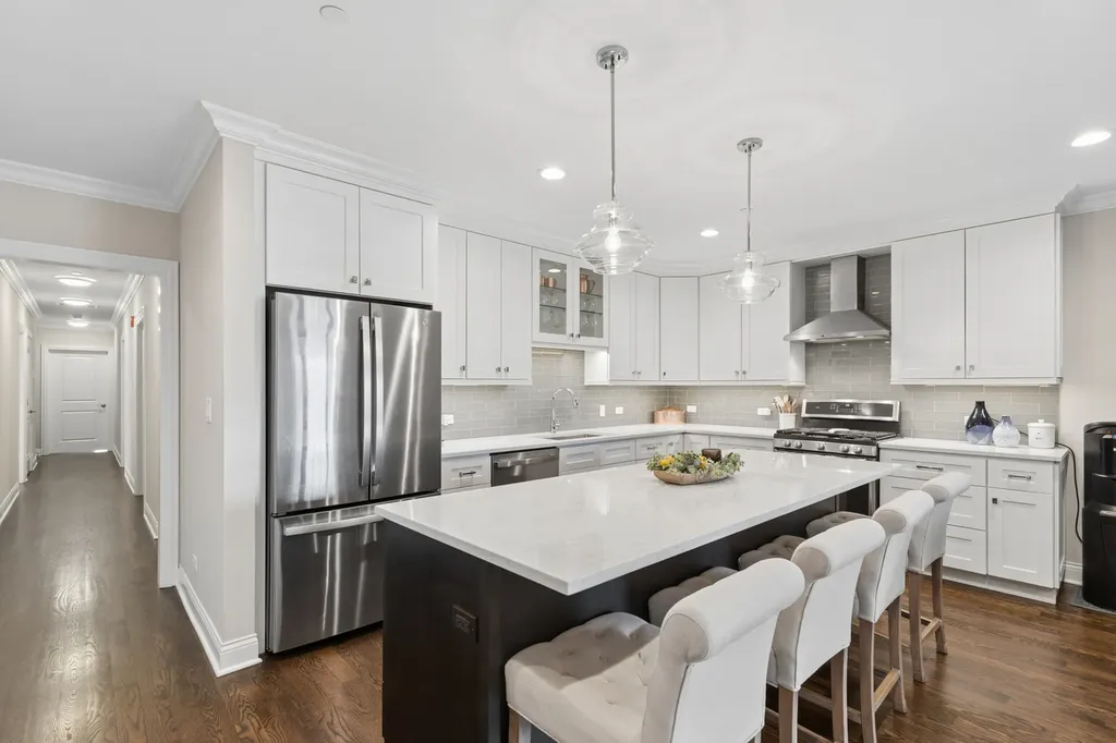 18 South Fairview Avenue Park Ridge IL 60068