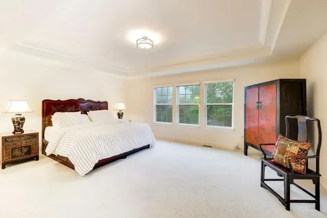 823 Heatherfield Circle Naperville IL 60565